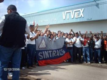 venezuela-vivex-workers-take-over-factory-2